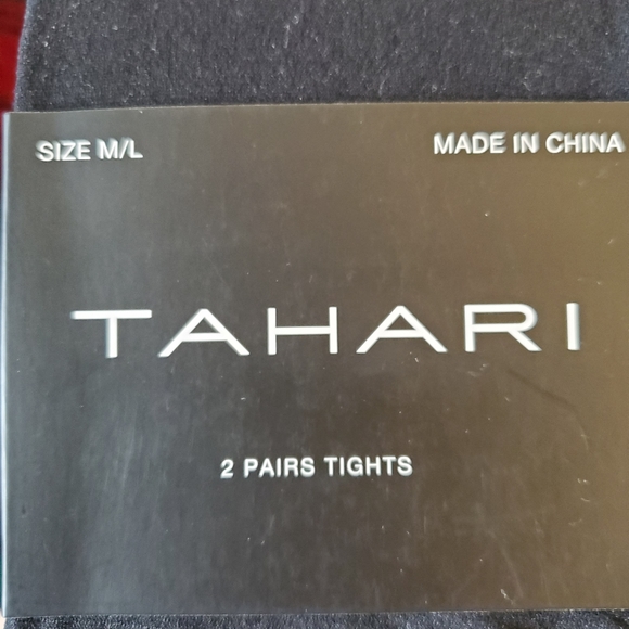 TAHARI black thights - Picture 3 of 3